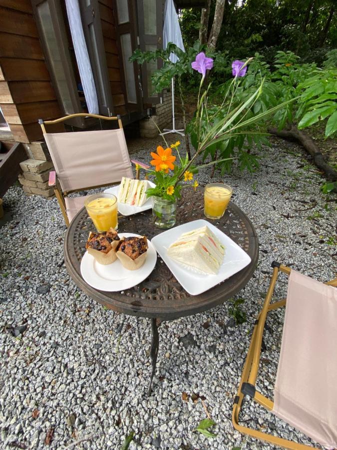 Kebun Lisdtari Farmstay Air Hangat Bagian luar foto